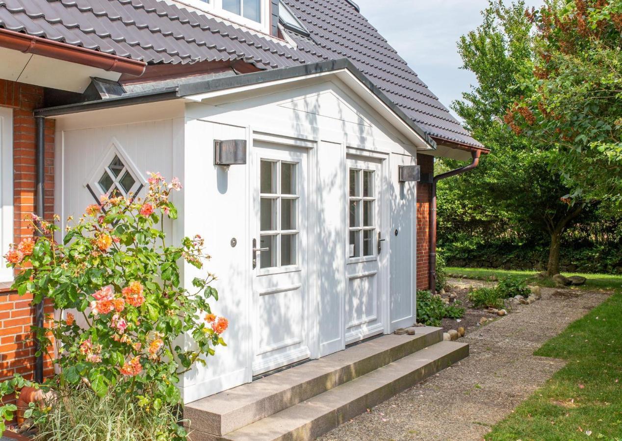 Haus Watthus - Wohnung Paradies Небель Экстерьер фото